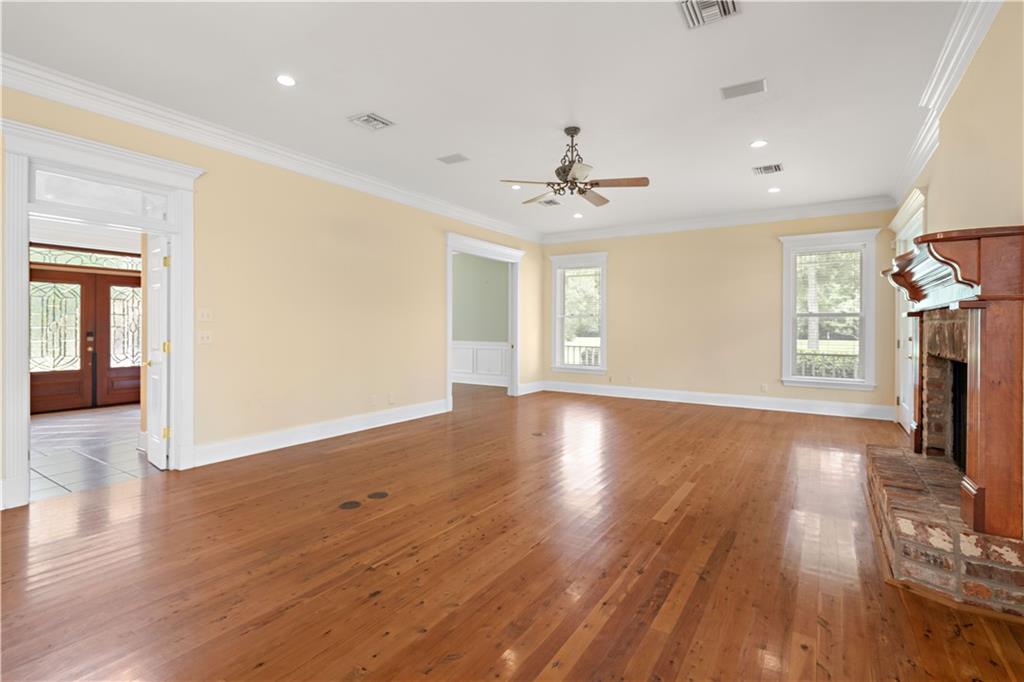 15 BRADY ISLAND Lane