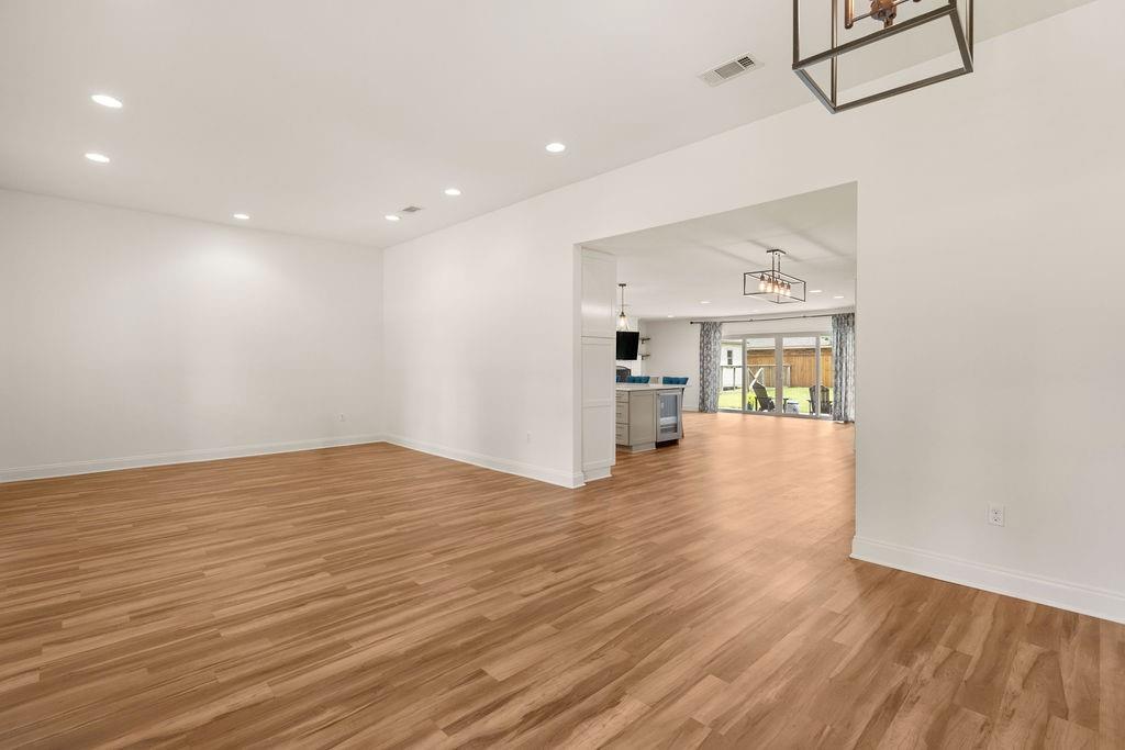 12 CARDINAL Road