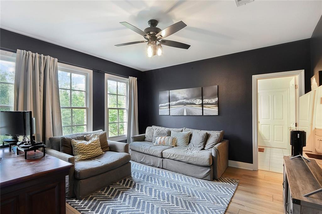 429 SCOTCHPINE Drive