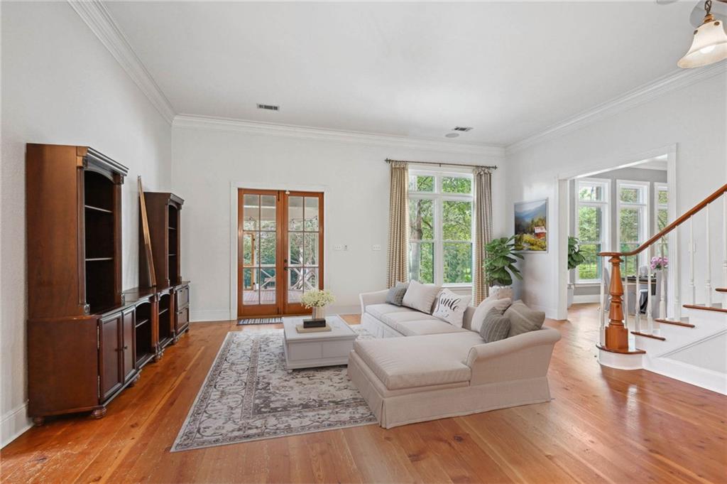 429 SCOTCHPINE Drive