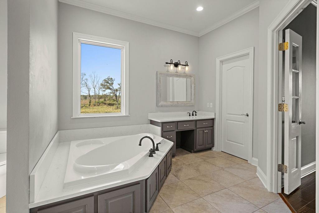 18261 HIGHWAY 10 Highway