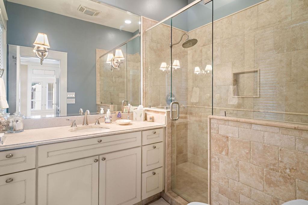 70511 RIVERSIDE Drive