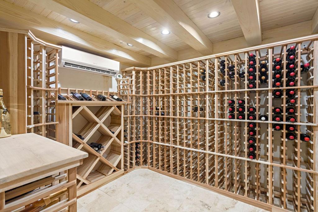 70511 RIVERSIDE Drive