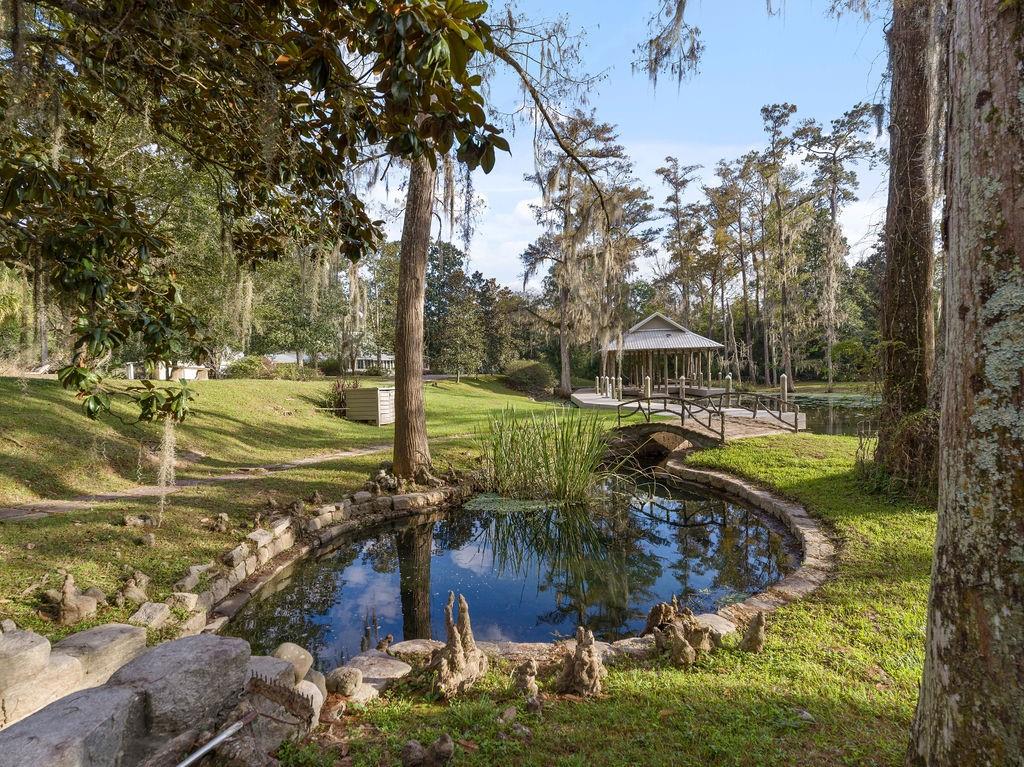 70511 RIVERSIDE Drive