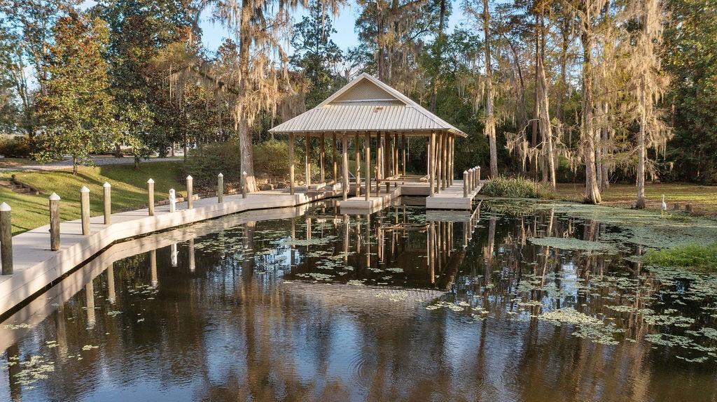 70511 RIVERSIDE Drive