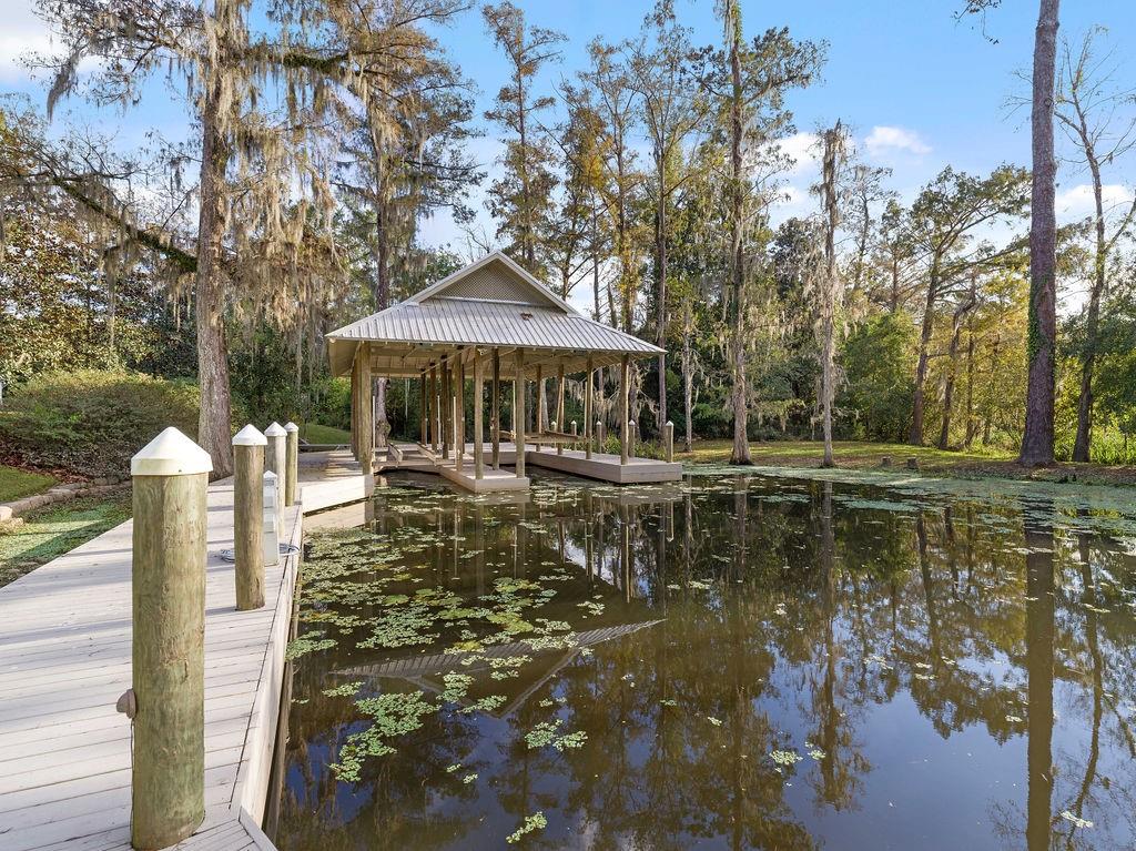 70511 RIVERSIDE Drive