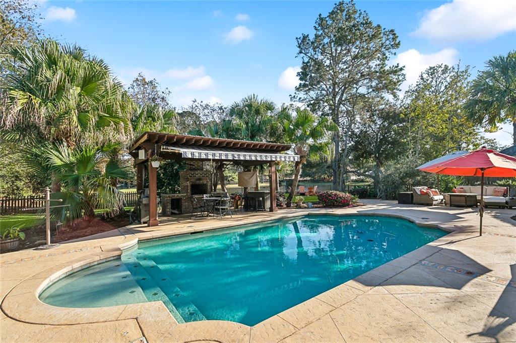 344 WINCHESTER Circle