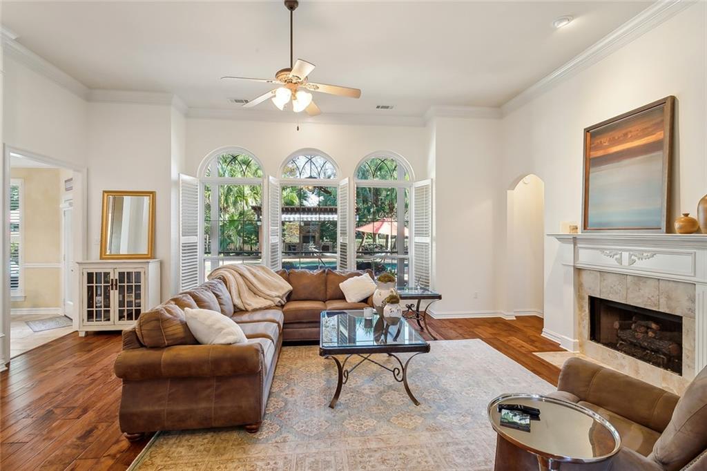 344 WINCHESTER Circle