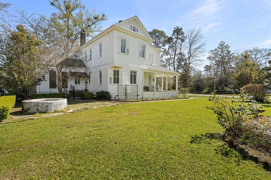 517 S AMERICA Street