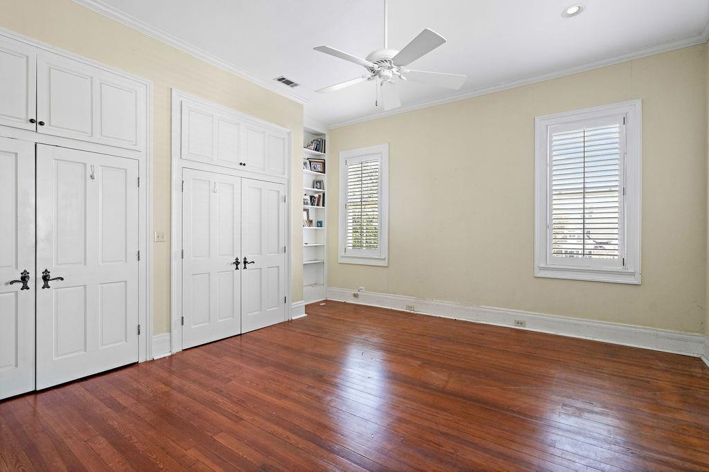 517 S AMERICA Street