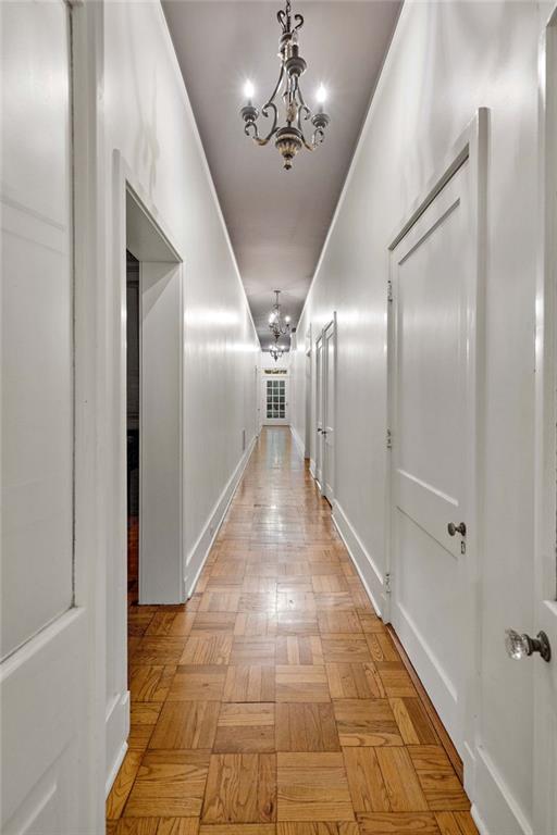 302 S AMERICA Street