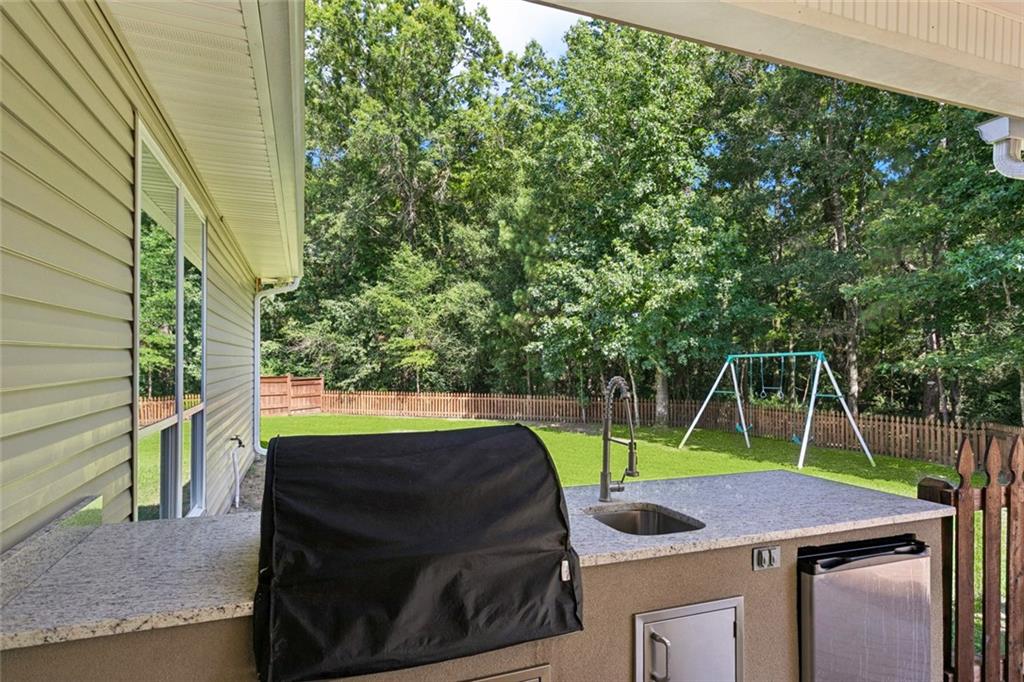381 STONEHAVEN Drive