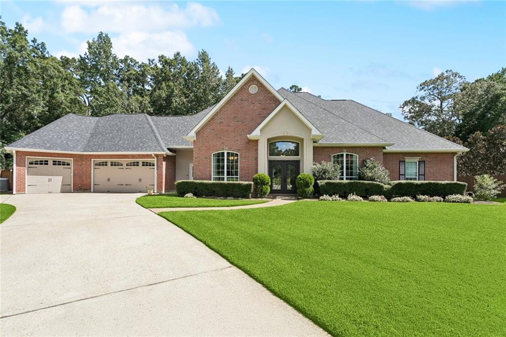 381 STONEHAVEN Drive