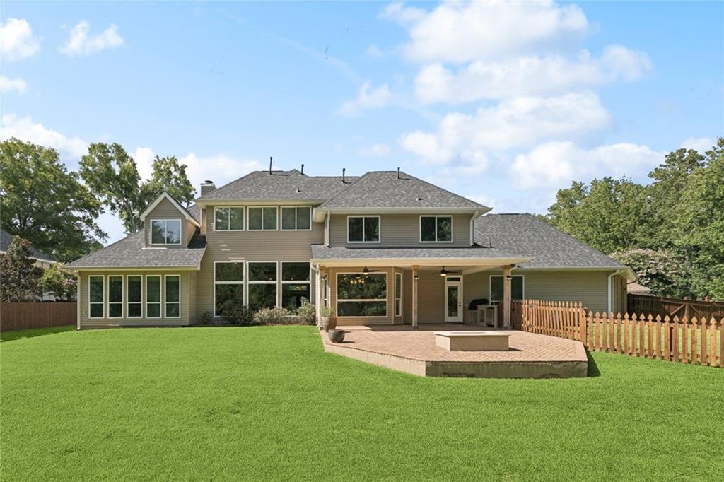381 STONEHAVEN Drive