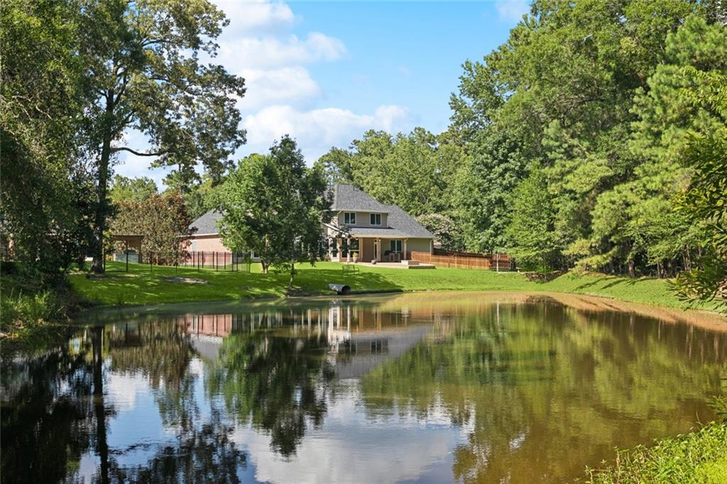 381 STONEHAVEN Drive