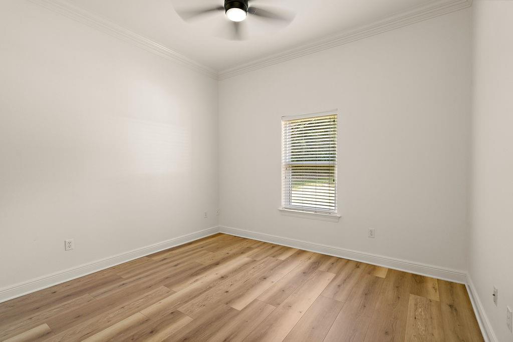 605 OLD LANDING Road