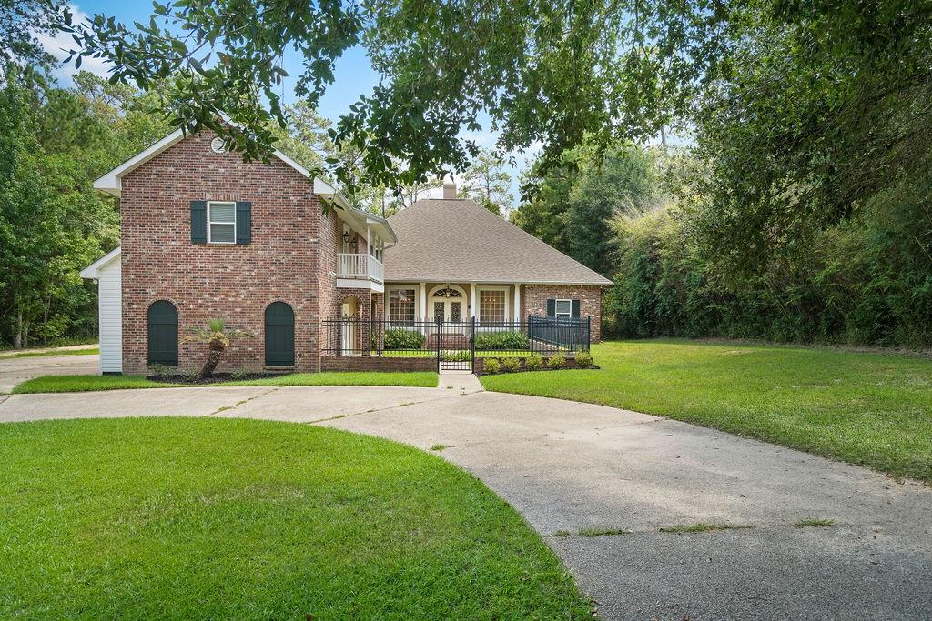 605 OLD LANDING Road