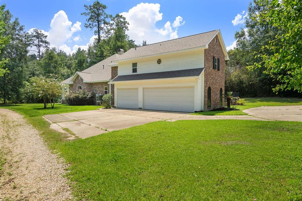 605 OLD LANDING Road