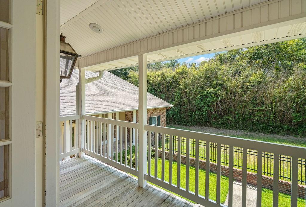 605 OLD LANDING Road