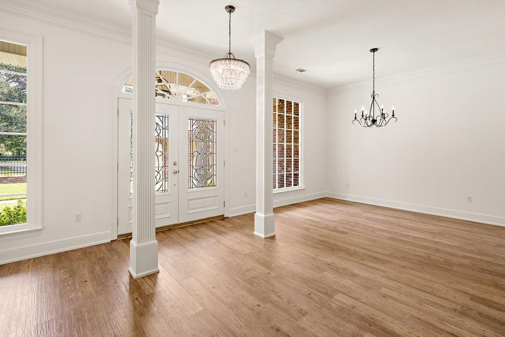 605 OLD LANDING Road