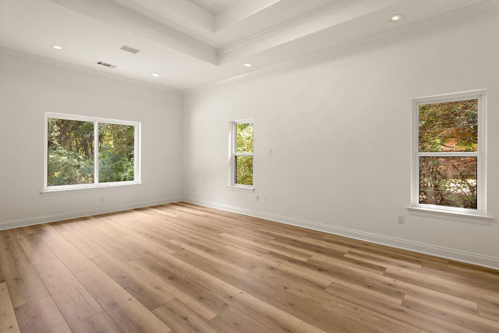 605 OLD LANDING Road