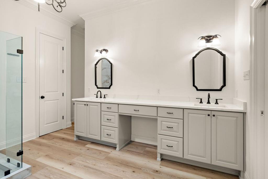 605 OLD LANDING Road