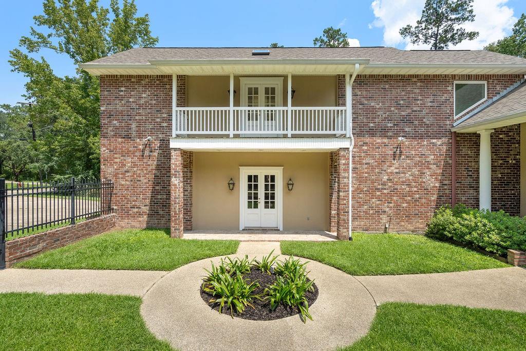 605 OLD LANDING Road