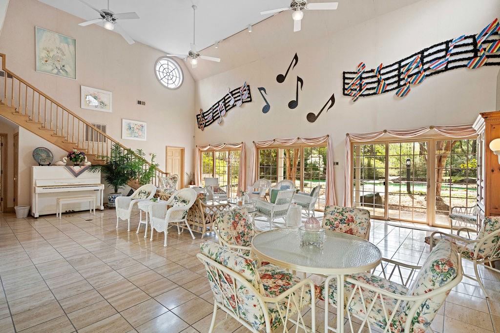 34 OAKLAWN Drive
