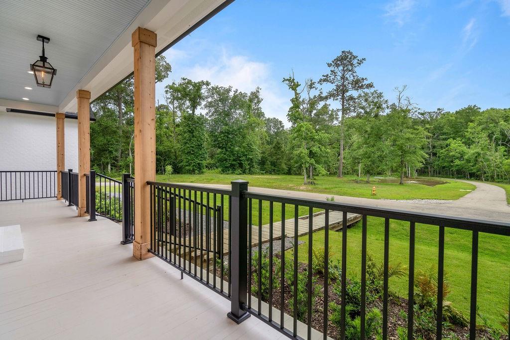 641 LOGGERS Circle