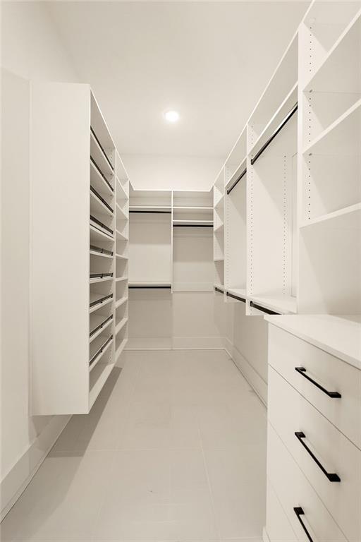 854 CANE LOOP Alley
