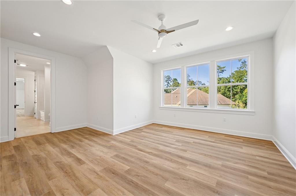 370 N TALLOWWOOD Drive