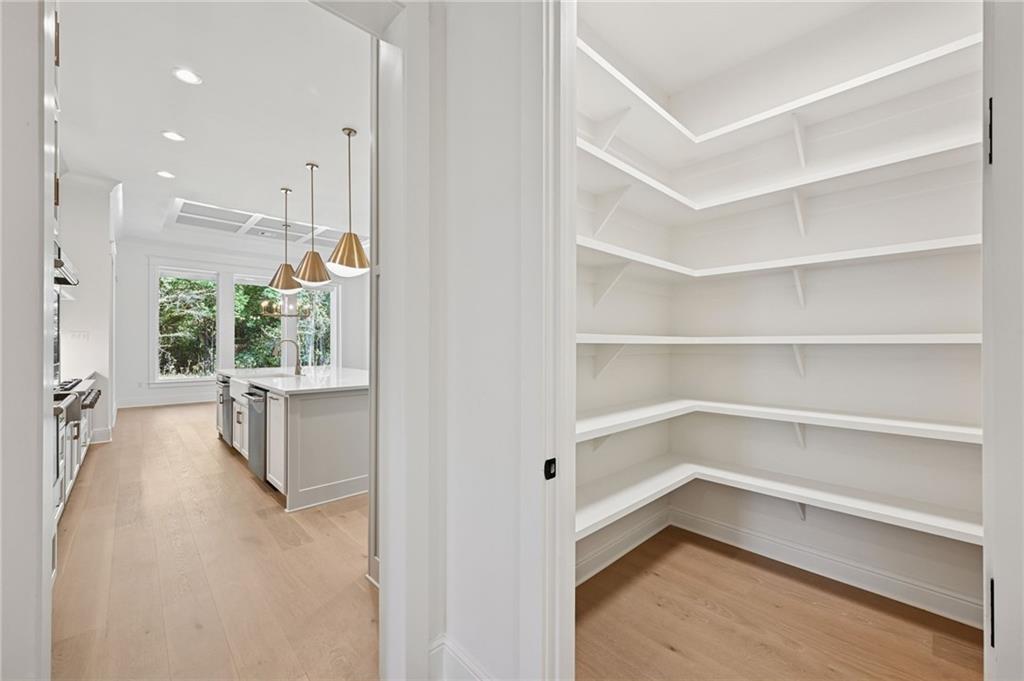 370 N TALLOWWOOD Drive