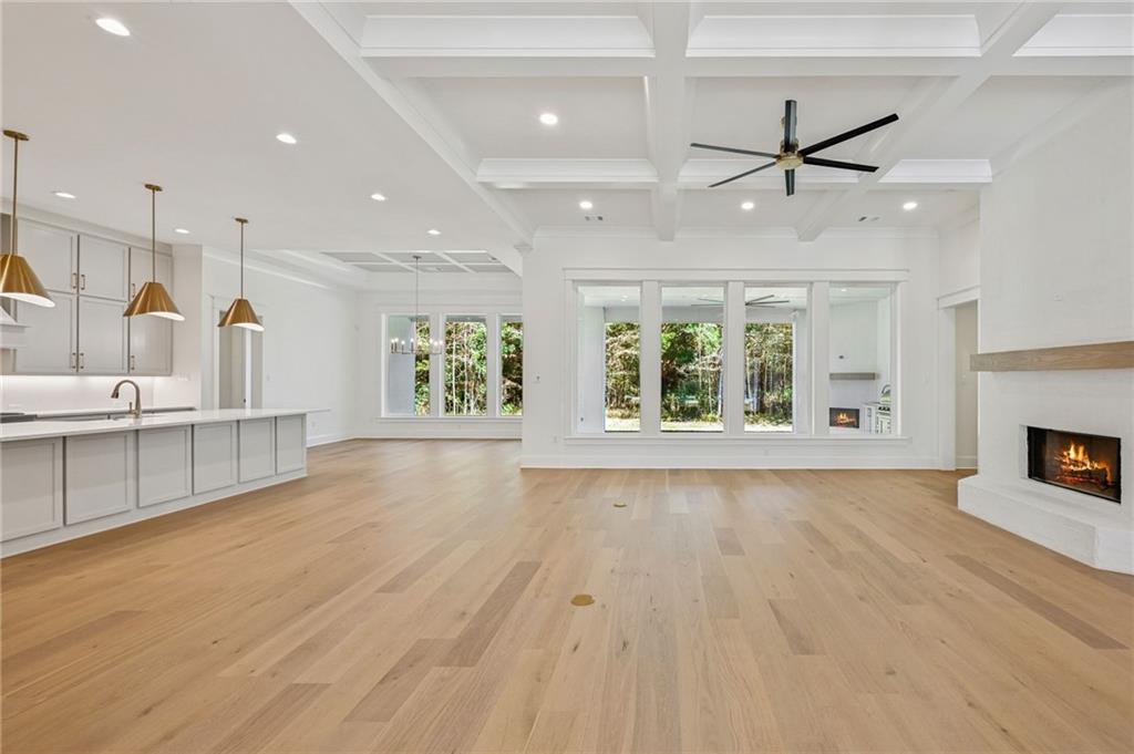 370 N TALLOWWOOD Drive