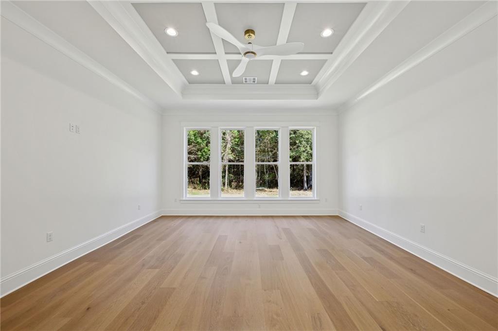 370 N TALLOWWOOD Drive