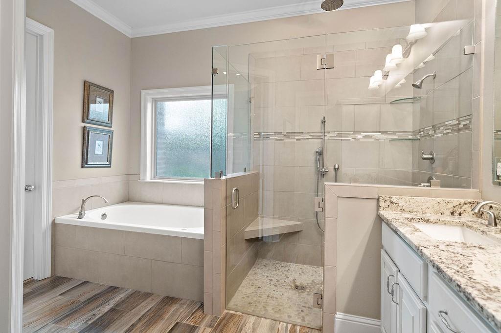 297 W LONGVIEW Court