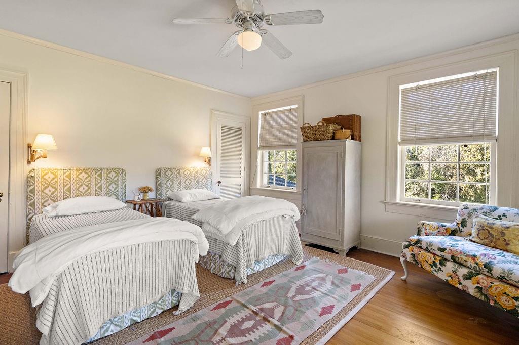 10296 HIGHWAY 190 Highway