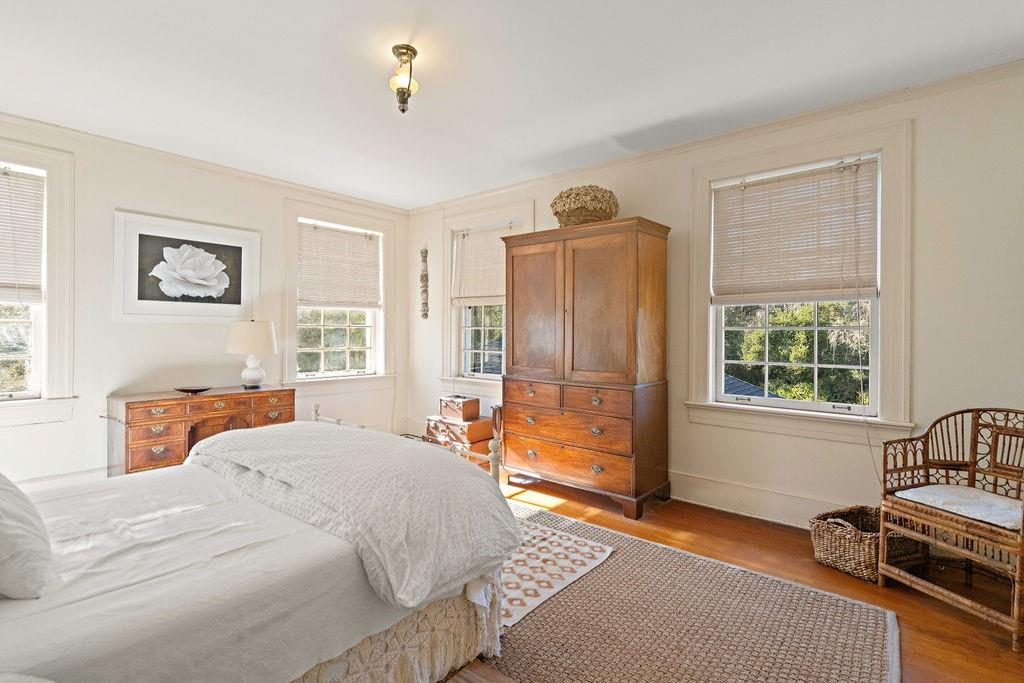 10296 HIGHWAY 190 Highway