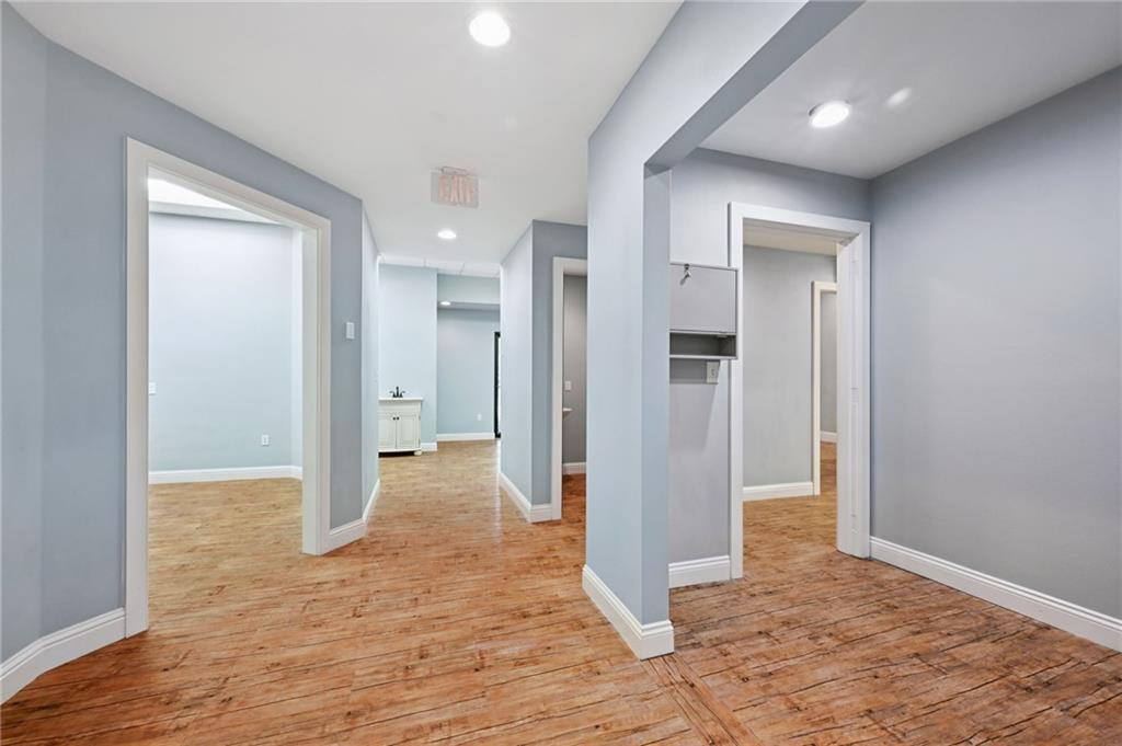 141 FAIRVIEW OAKS Drive 3/4