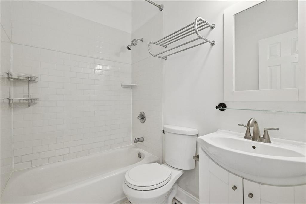 1738 BURDETTE Street 1738