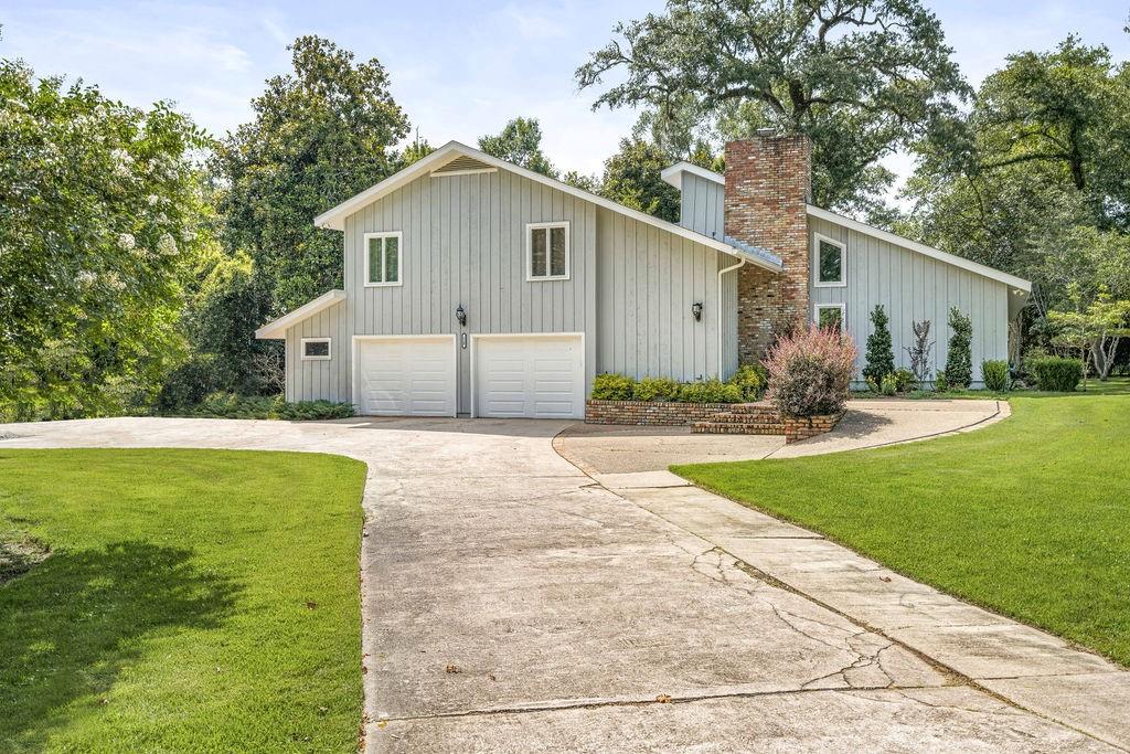 118 RIVERDALE Drive