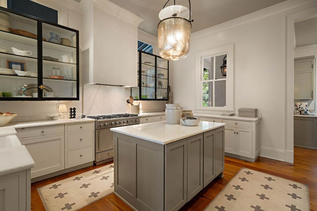 501 S AMERICA Street