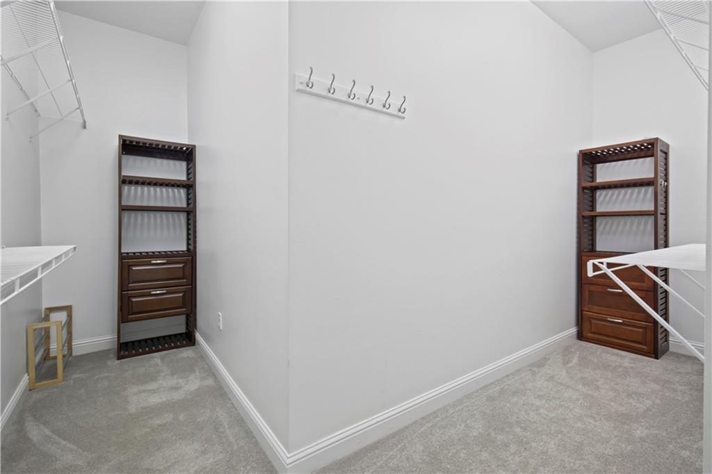 264 THORNWOOD Drive