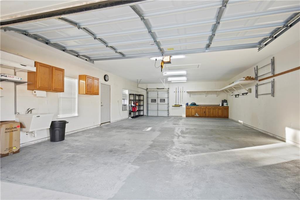 264 THORNWOOD Drive