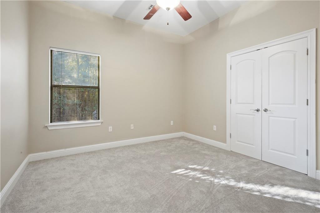 264 THORNWOOD Drive