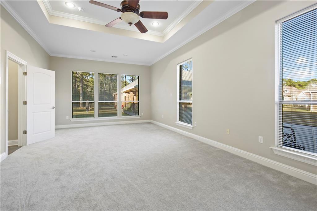 264 THORNWOOD Drive