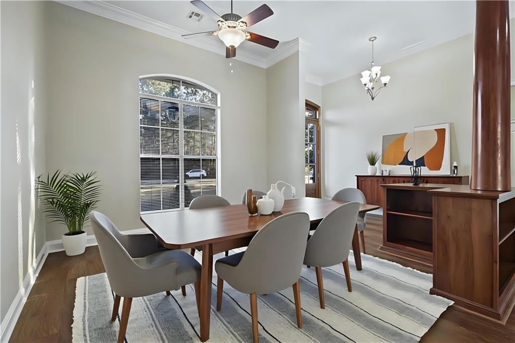 264 THORNWOOD Drive