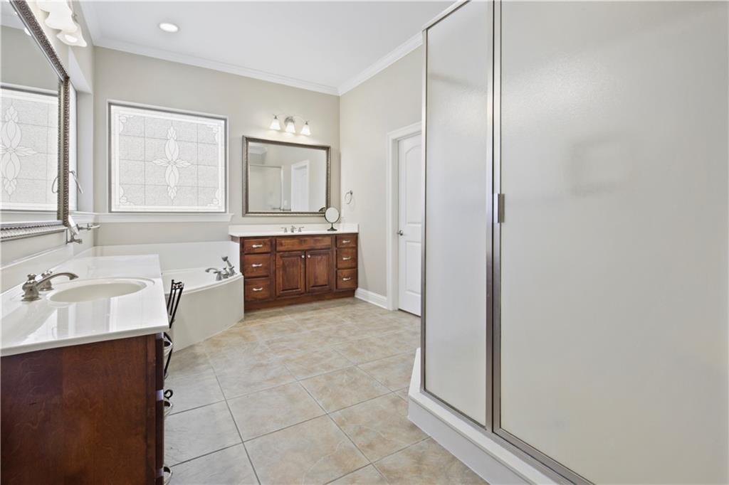 264 THORNWOOD Drive
