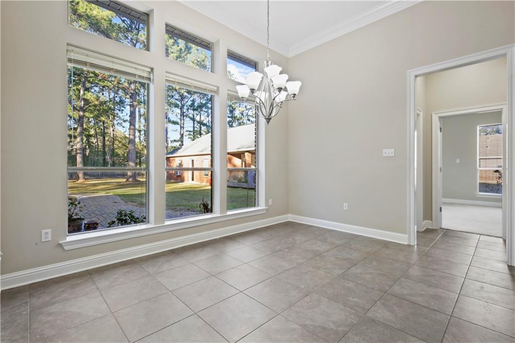 264 THORNWOOD Drive