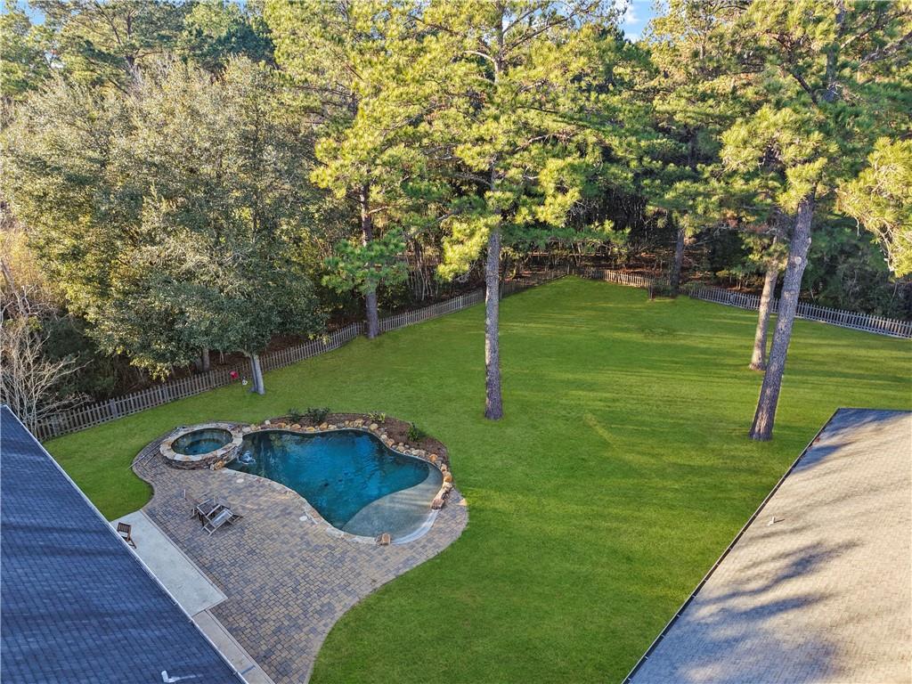 264 THORNWOOD Drive