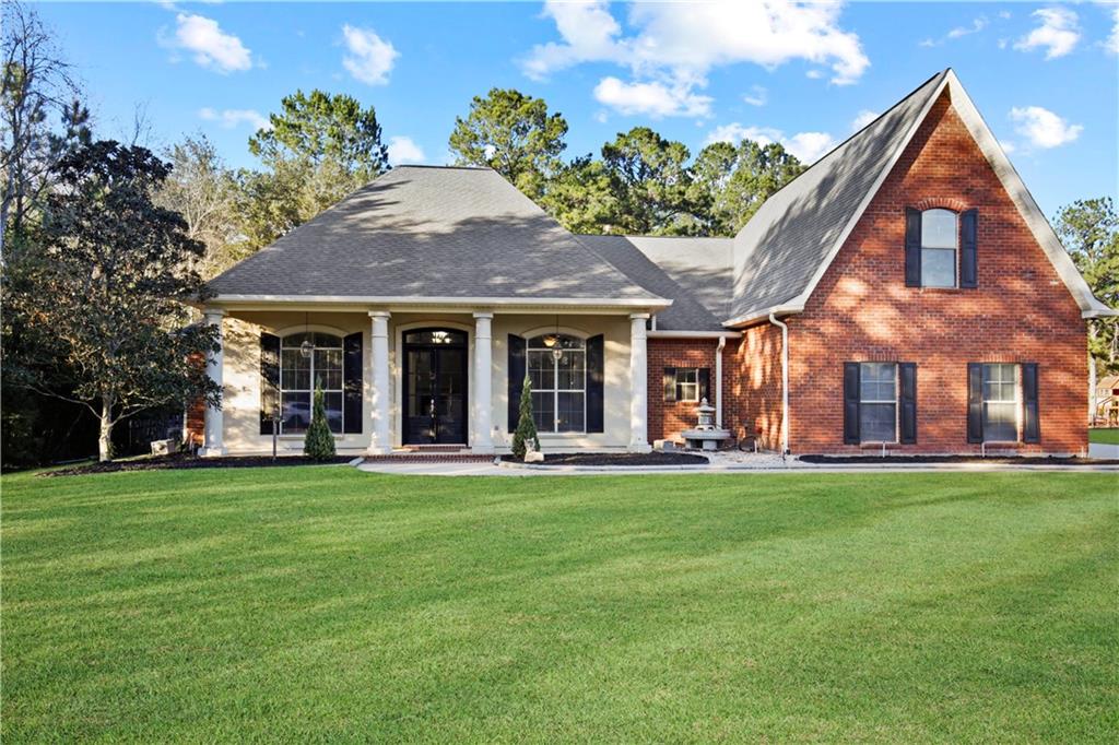 264 THORNWOOD Drive